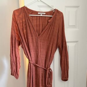 Like new, made in USA, 100% cotton dress with front slit and tie belt.